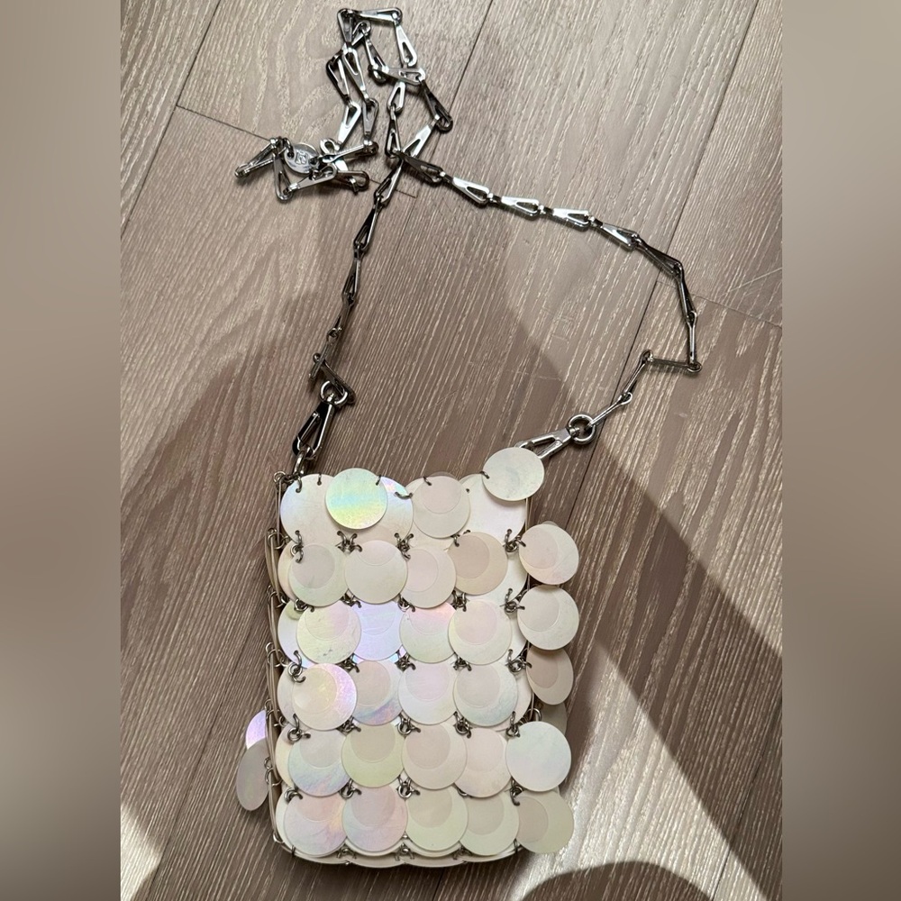 Paco Rabanne Sparkle Discs Mini Bag in White - Picture 14 of 15